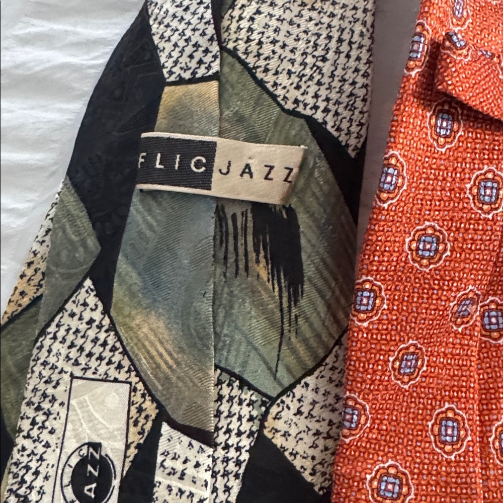 Assorted Patterned Ties Set Lot 7 - image 5